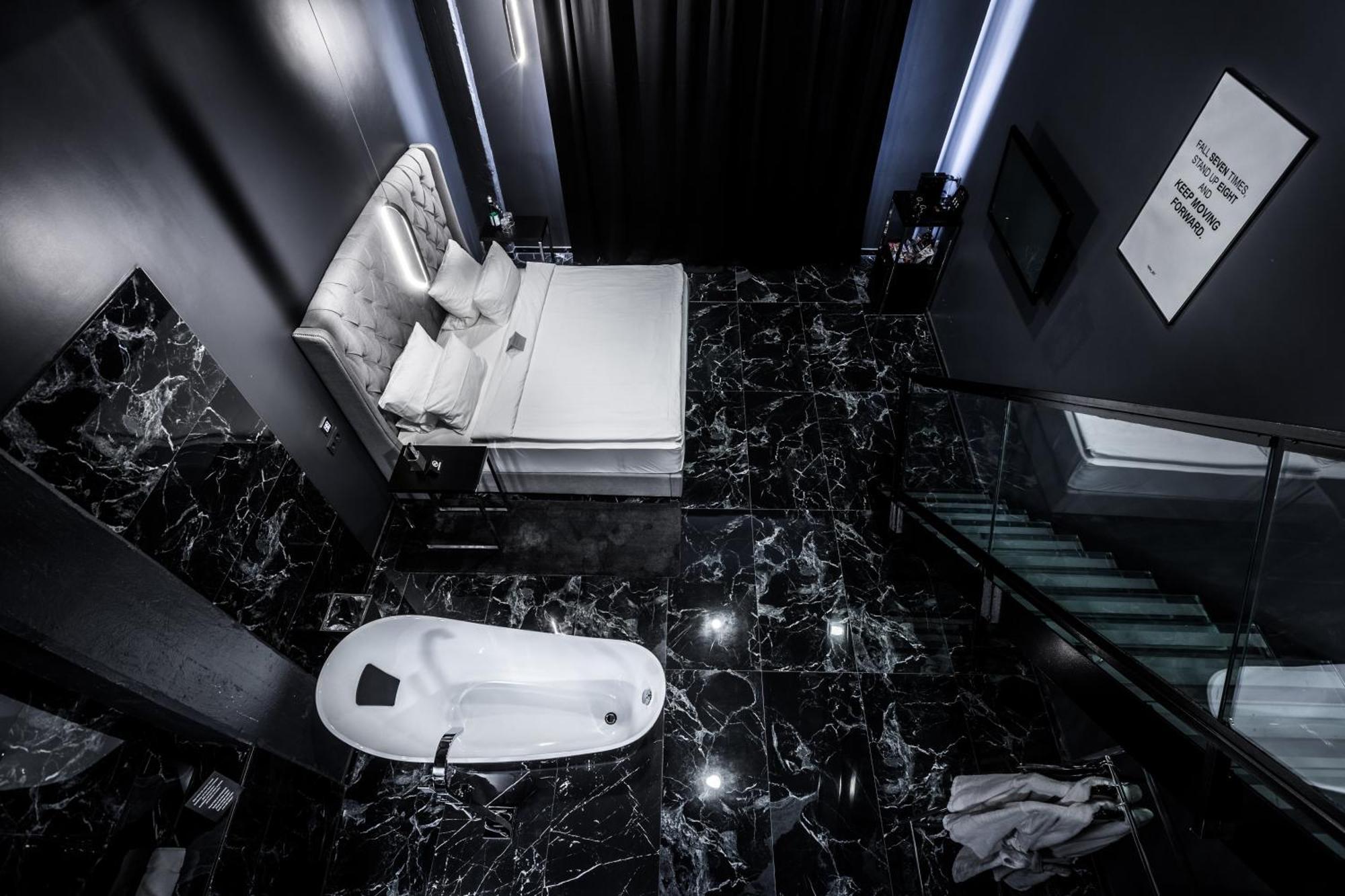 Black Hotels Koeln Eksteriør billede